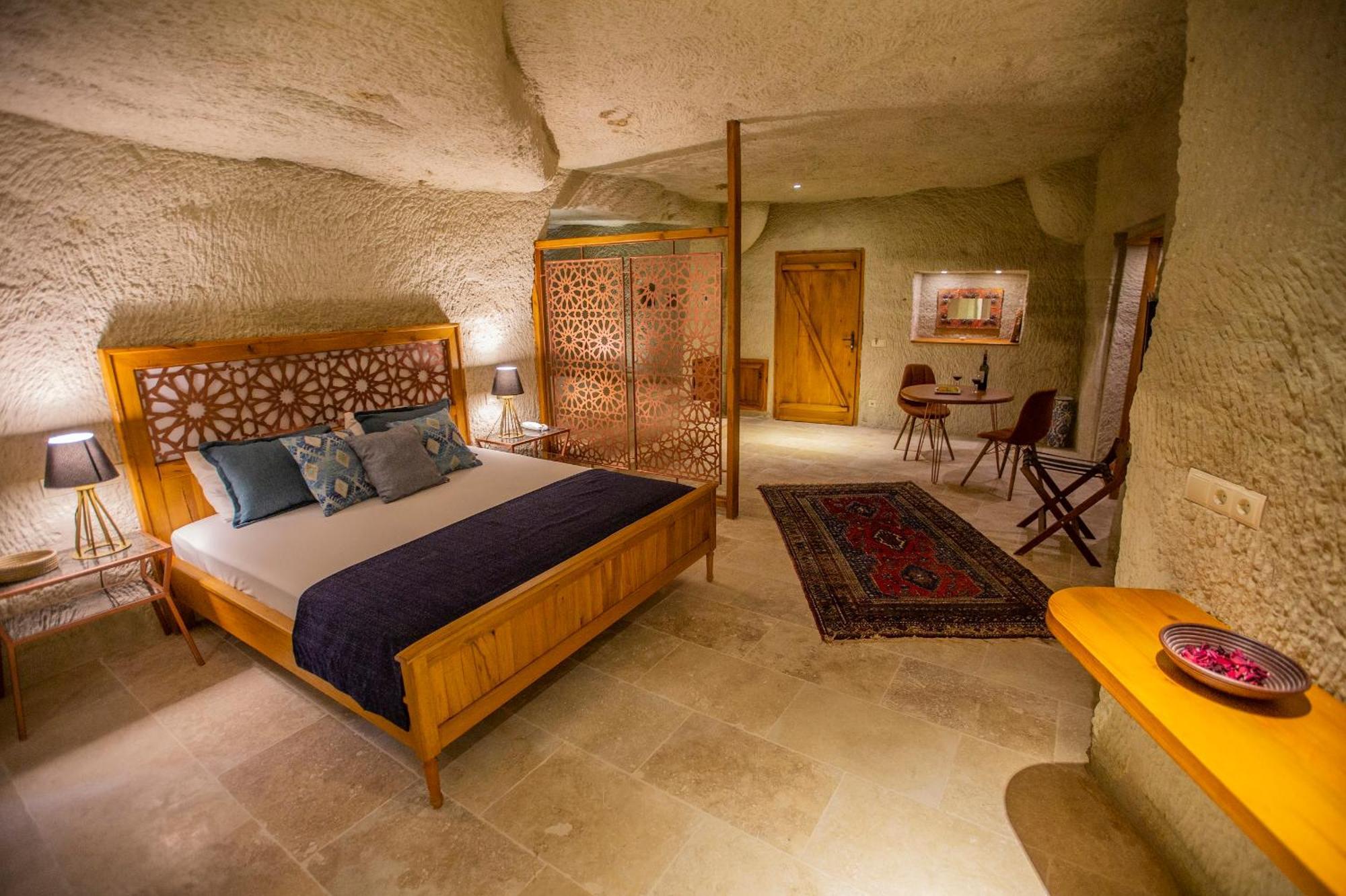 Azure Cave Suites - Cappadocia Göreme Zewnętrze zdjęcie