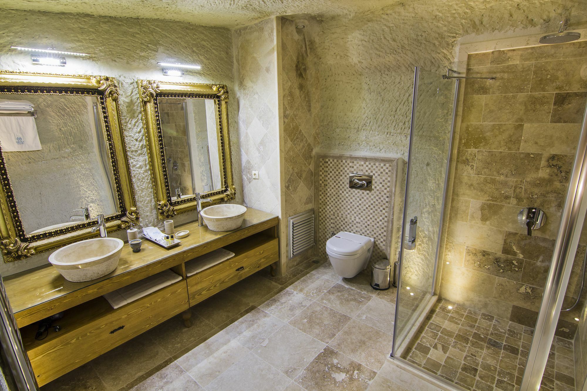 Azure Cave Suites - Cappadocia Göreme Zewnętrze zdjęcie