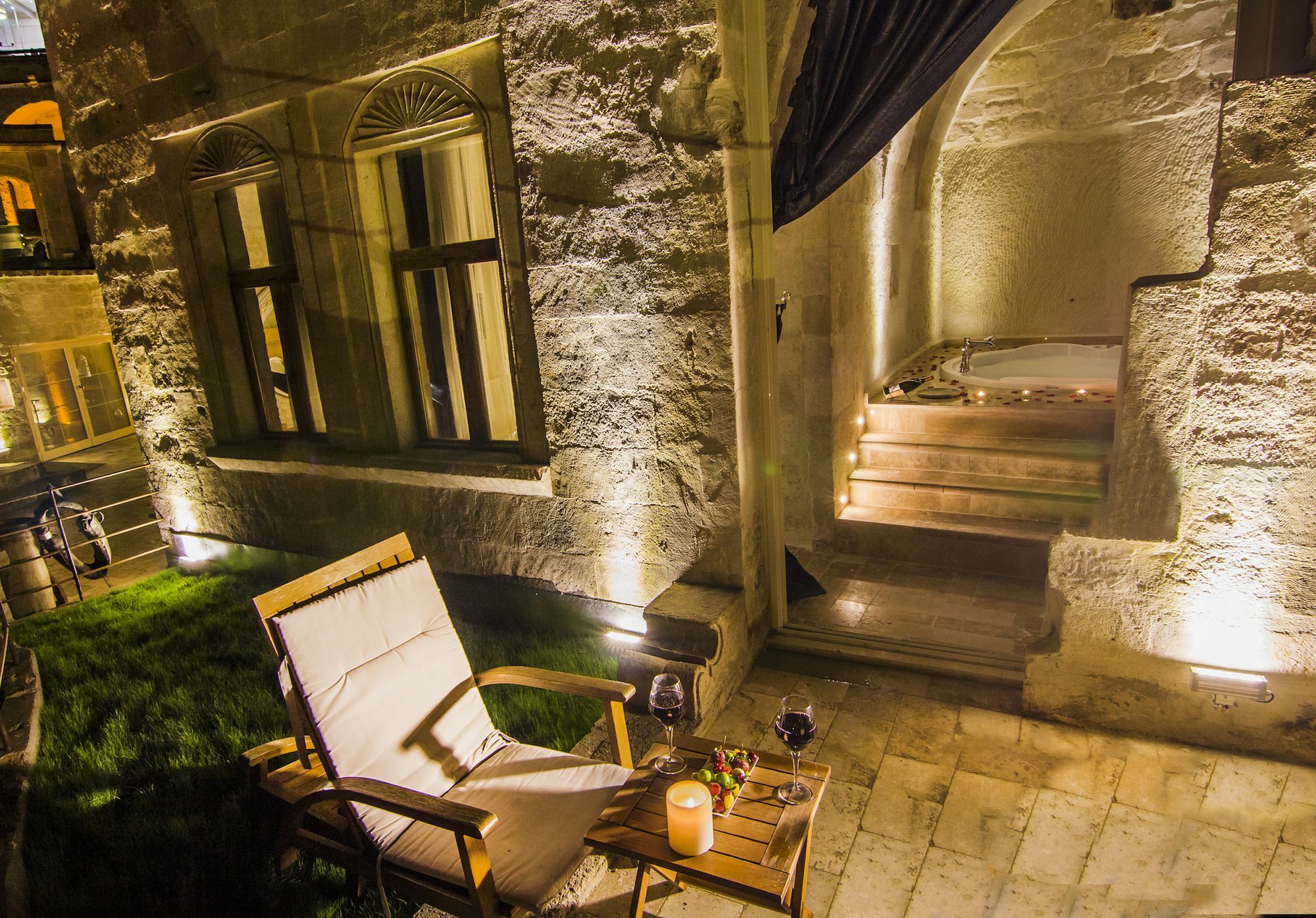 Azure Cave Suites - Cappadocia Göreme Zewnętrze zdjęcie